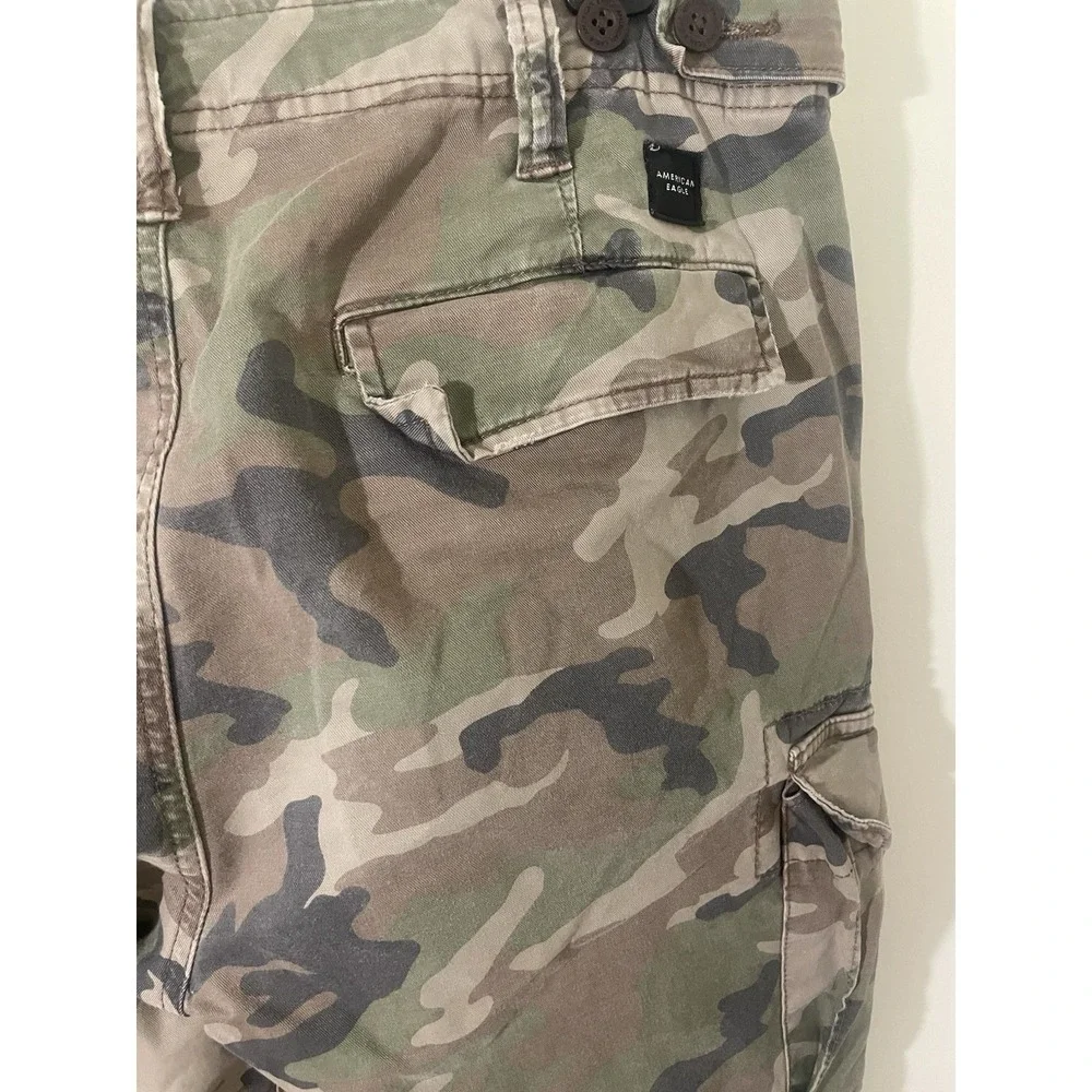 AMERICAN EAGLE CAMO SLIM LIVED IN CARGO PANTS MENS 30 X 32 GREEN ARMY EUC FLEX